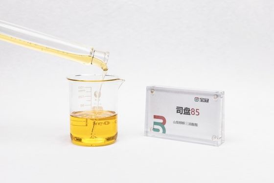 Un buen precio. Trioleato de sorbitano C60h108o8 Líquido viscoso amarillo pálido en línea